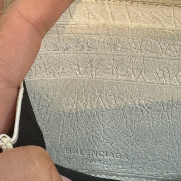Balenciaga Authentic Zippy Wallet - Picture 7 of 8